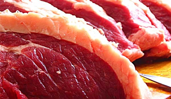 Red meat, dairy, and insulin sensitivity: a randomized crossover intervention study