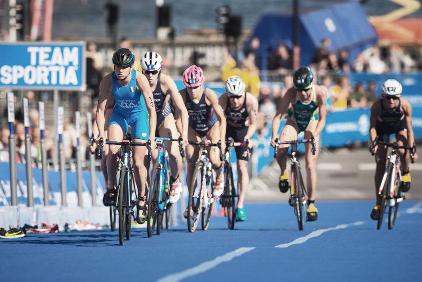 cyclist racing